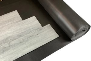 So sánh xốp lót sàn gỗ EVA  tráng bạc và xốp bạc